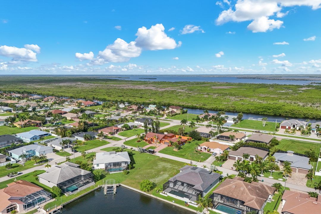 3127 SW 29th Ave, Cape Coral, FL 33914