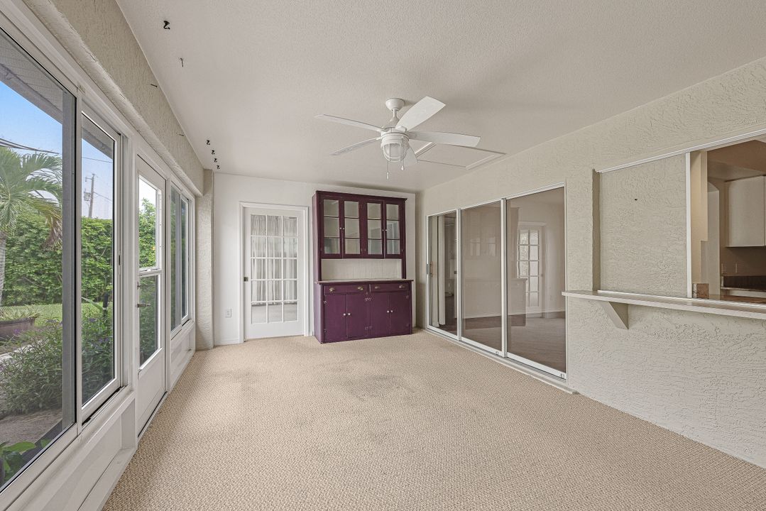 911 SE 20th St, Cape Coral, FL 33990