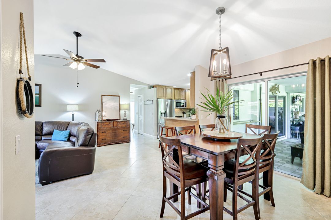 39 Mentor Dr, Naples, FL 34110