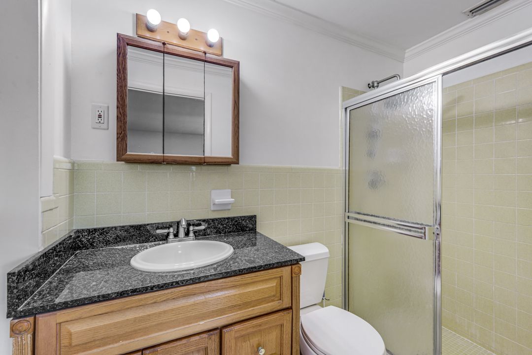 1015 Royal Palm Dr, Naples, FL 34103