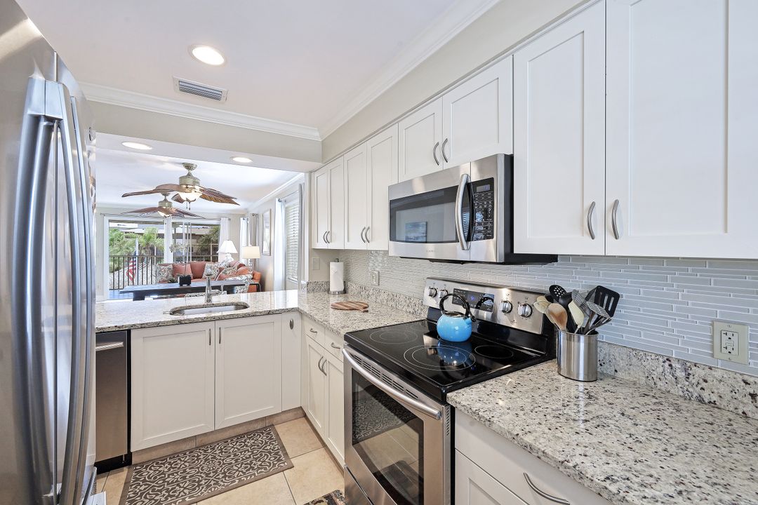 1060 Swallow Ave #207, Marco Island, FL 34145