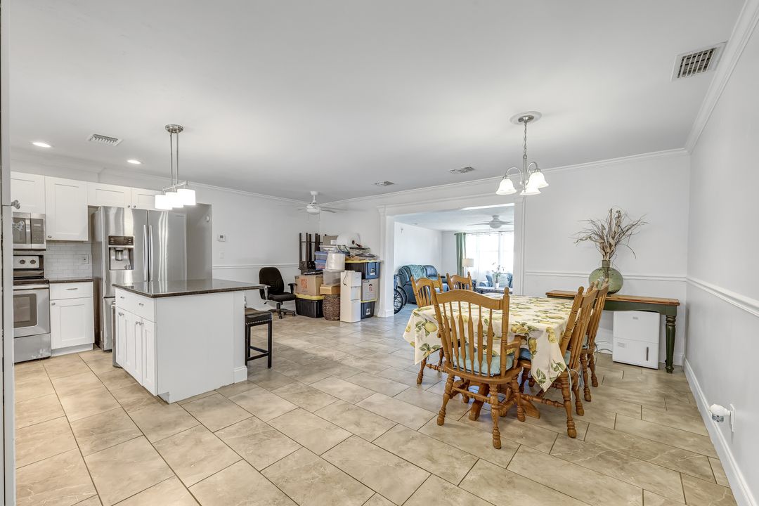 1705 SE 19th Ln, Cape Coral, FL 33990