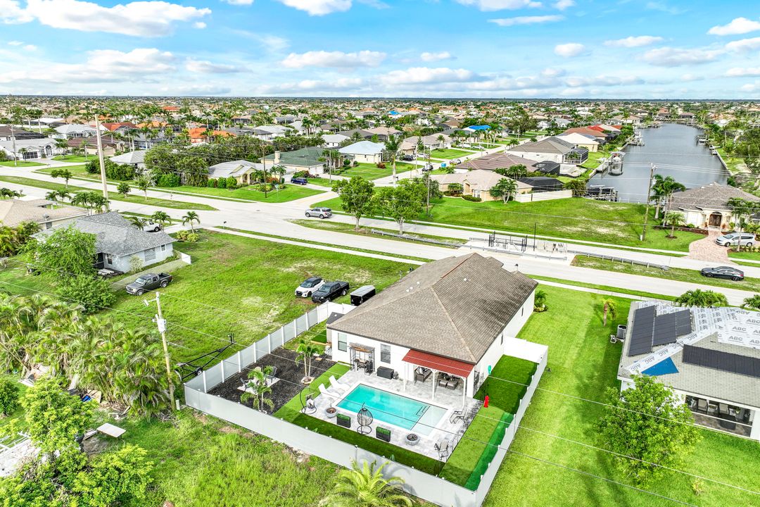 3929 Agualinda Blvd, Cape Coral, FL 33914