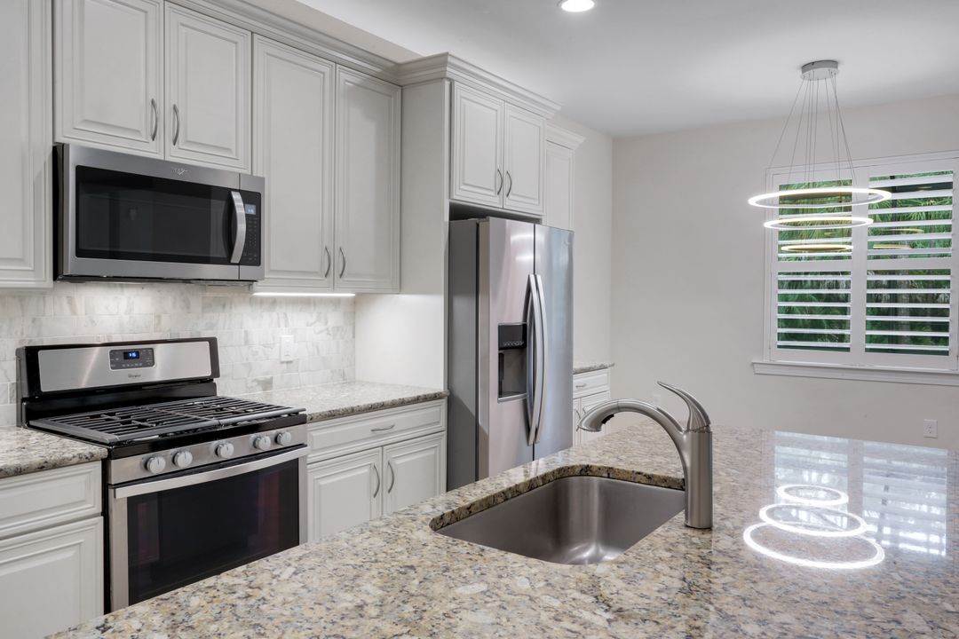16367 Halberry Ln, Naples, FL 34110