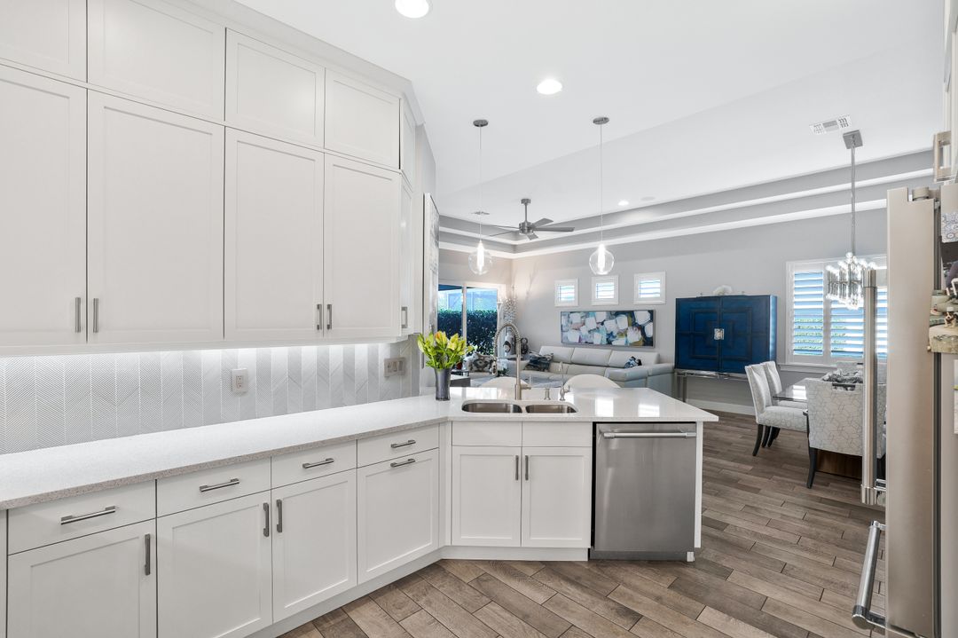 5811 Haiti Dr, Naples, FL 34113