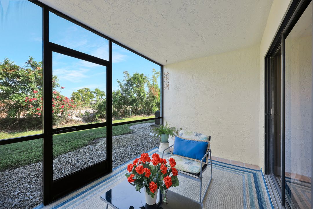 1211 Rosemary Ct #C104, Naples, FL 34103