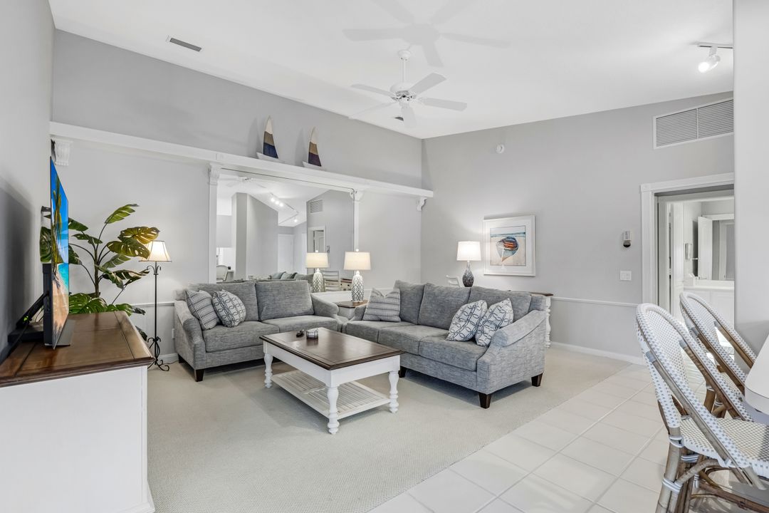 4142 Los Altos Ct, Naples, FL 34109