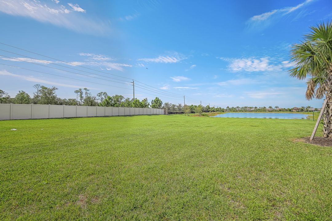 14081 Pine Lodge Ln, Fort Myers, FL 33913