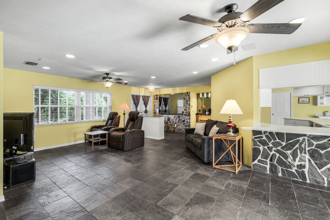 6029 Higgins Ave, Fort Myers, FL 33905