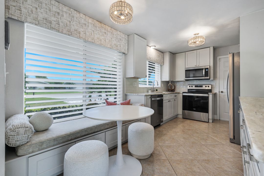 5236 Elm Ct, Cape Coral, FL 33904