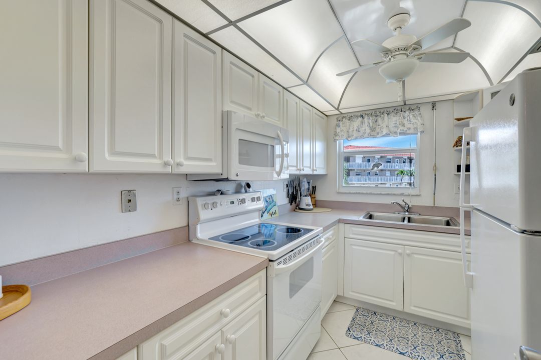 1206 Edington Pl #D-304, Marco Island, FL 34145