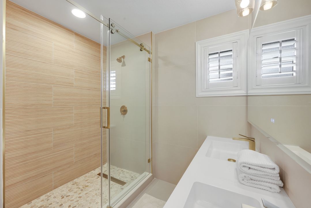27098 Harbor Dr, Bonita Springs, FL 34135