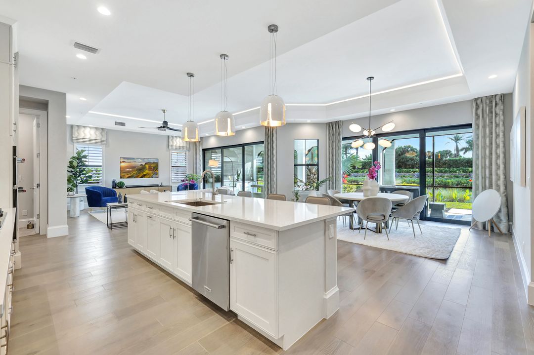 16340 Corsica Way #101, Naples, FL 34110