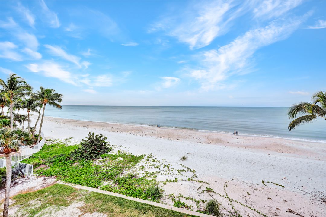 3115 Gulf Shore Blvd N #205-S, Naples, FL 34103