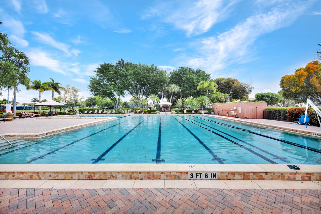 9435 Sunset Vista Dr #211, Fort Myers, FL 33919