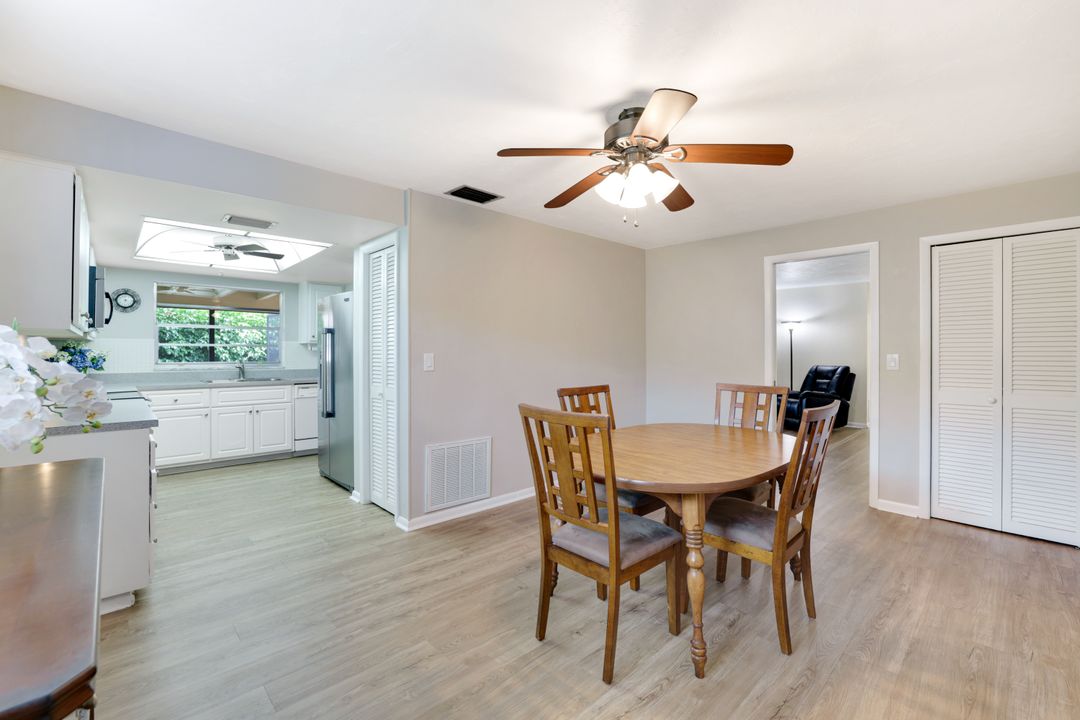 133 Briarcliff Ln, Naples, FL 34113