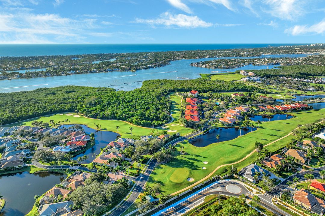 4970 Bollard Ct, Naples, FL 34112
