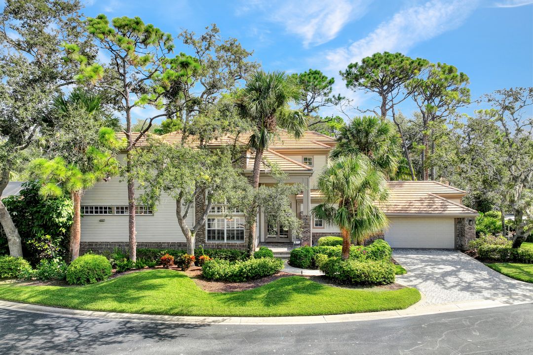 3490 Thornbury Ln, Bonita Springs, FL 34134