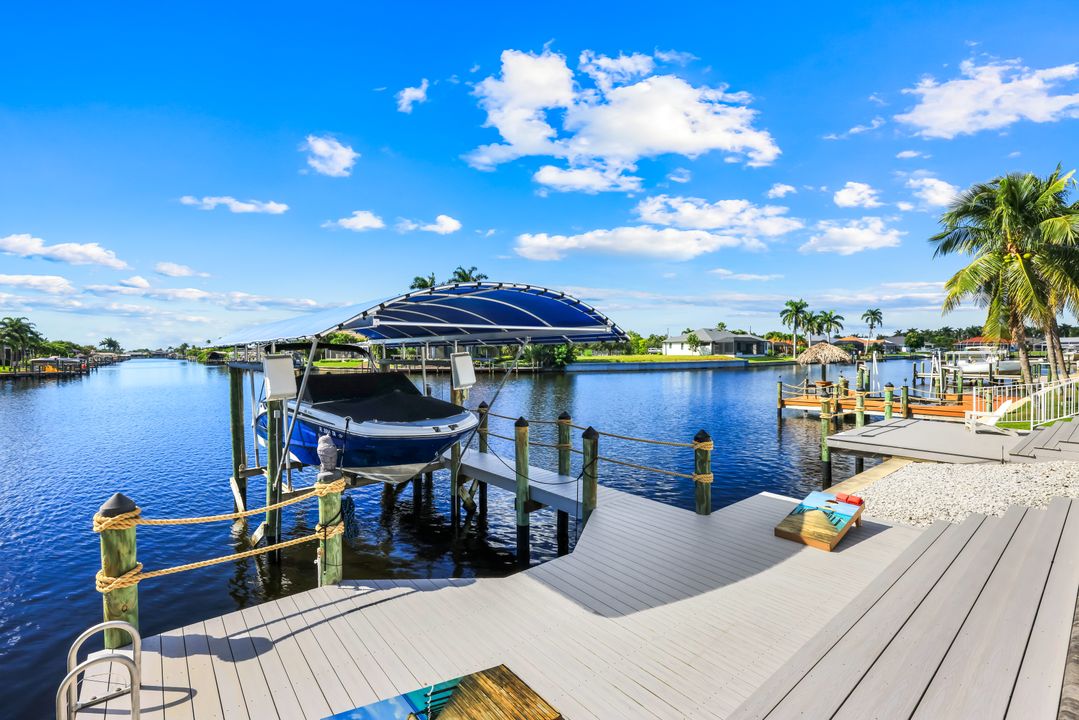 5326 SW 16th Pl, Cape Coral, FL 33914