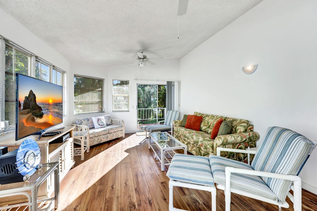 10827 Little Heron Cir SE, Estero, FL 33928