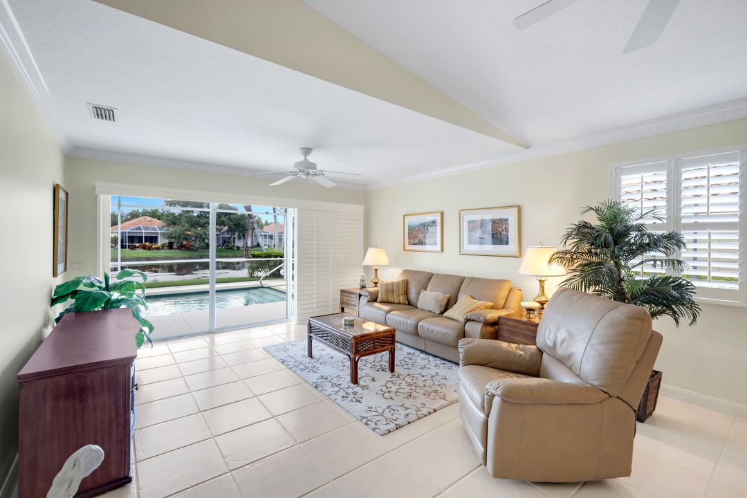 3077 Futuna Ln, Naples, FL 34119