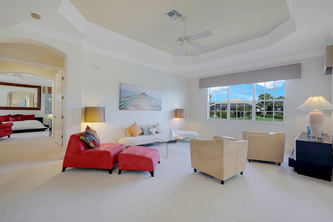15835 Delasol Ln, Naples, FL 34110