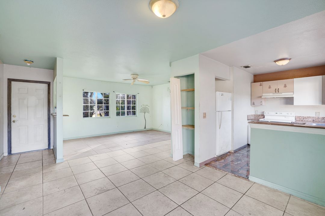 2655 47th Ave NE, Naples, FL 34120