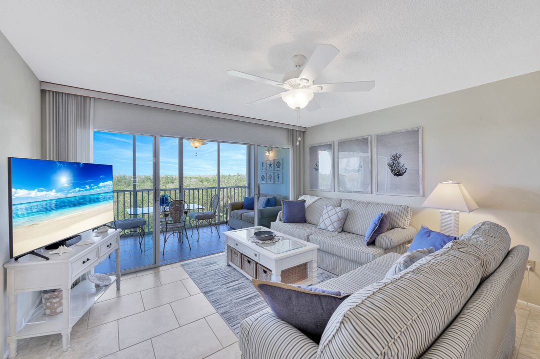 301 Stevens Landing Dr #C-301, Marco Island, FL 34145