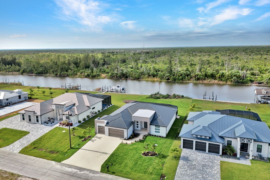 16692 Liggett Cir, Port Charlotte, FL 33981