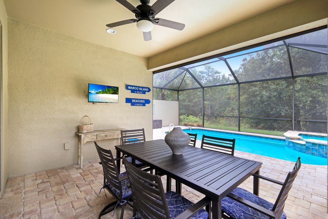 7175 Live Oak Dr, Naples, FL 34114