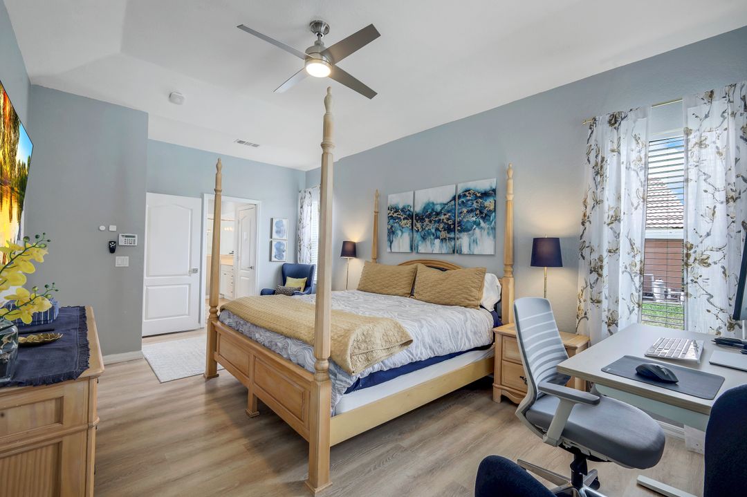 1955 Terrazzo Ln, Naples, FL 34104