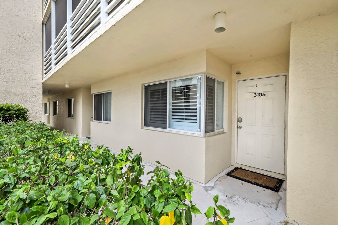 15171 Cedarwood Ln #3105, Naples, FL 34110