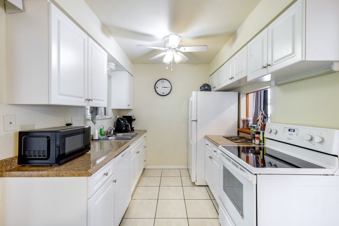 1410 SE 8th Ave, Cape Coral, FL 33990