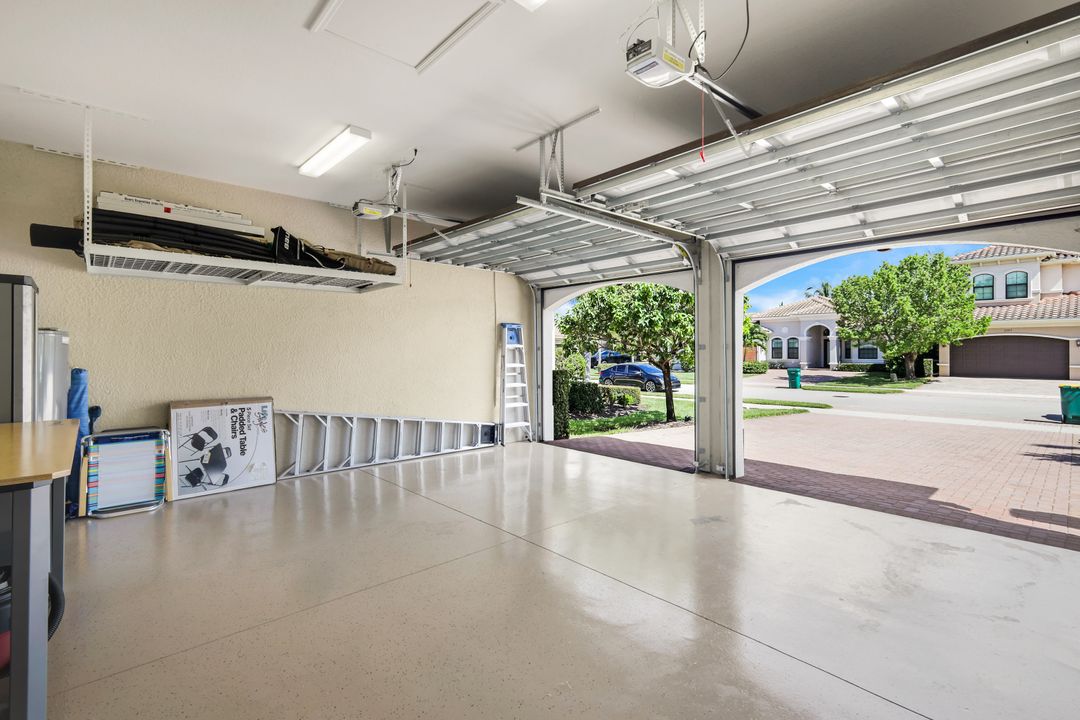 3344 Atlantic Cir, Naples, FL 34119