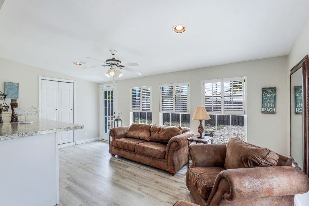 3758 12th St N, Naples, FL 34103