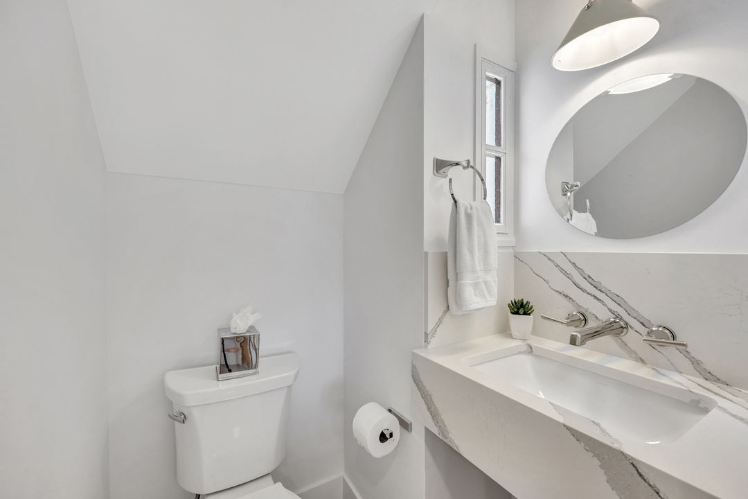 1500 Pelican Ave, Naples, FL 34102