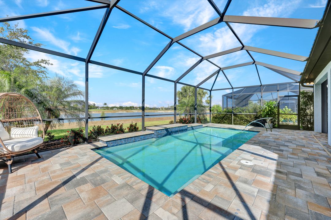 19572 Utopia Ln, Estero, FL 33913