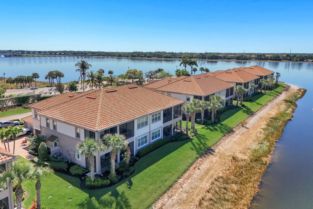 8839 Nautical Landing Cir #201, Naples, FL 34120