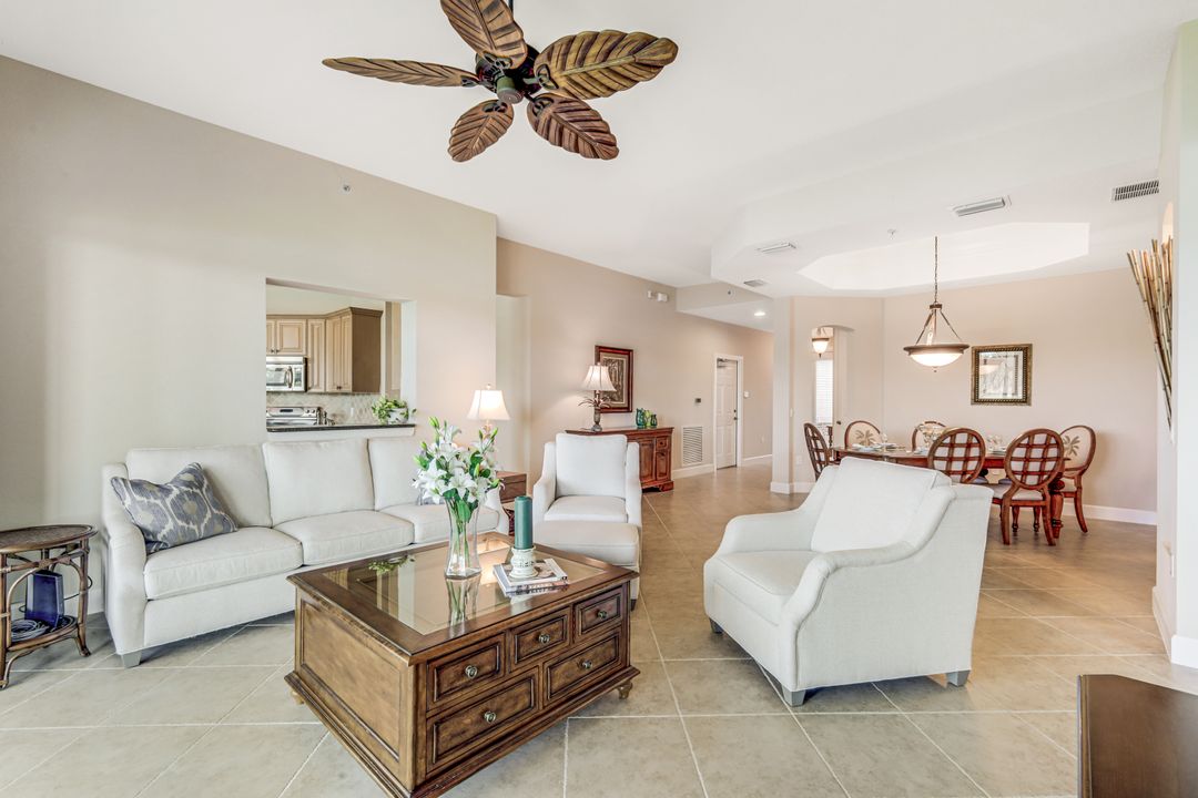 9217 Quartz Ln #102, Naples, FL 34120