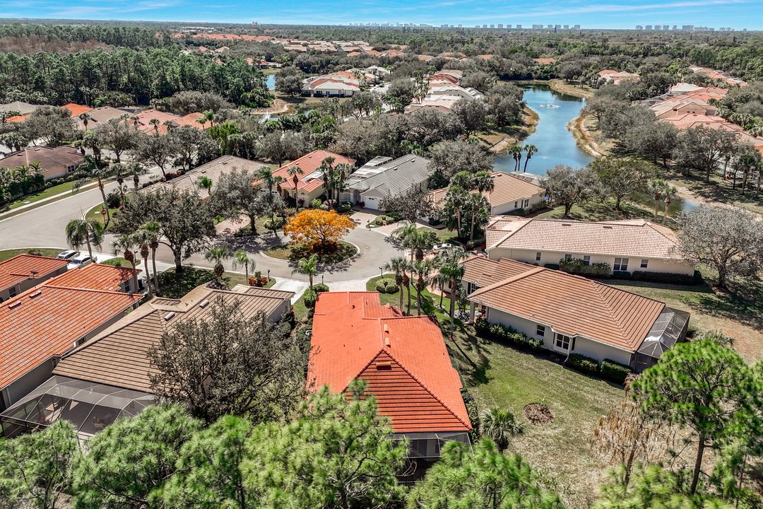 6078 Highwood Park Ct, Naples, FL 34110