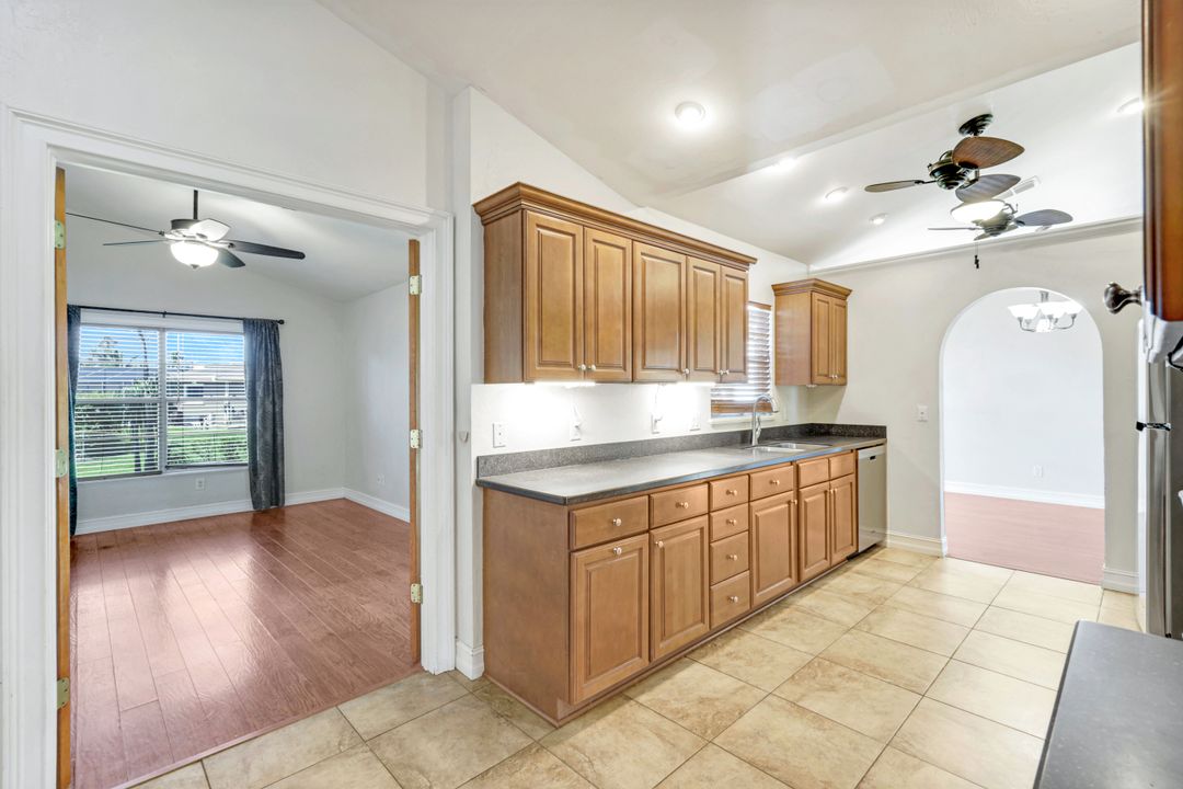 7576 Captiva Blvd, Fort Myers, FL 33967