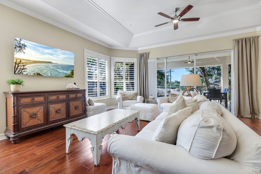 1840 Les Chateaux Blvd #4201, Naples, FL 34109