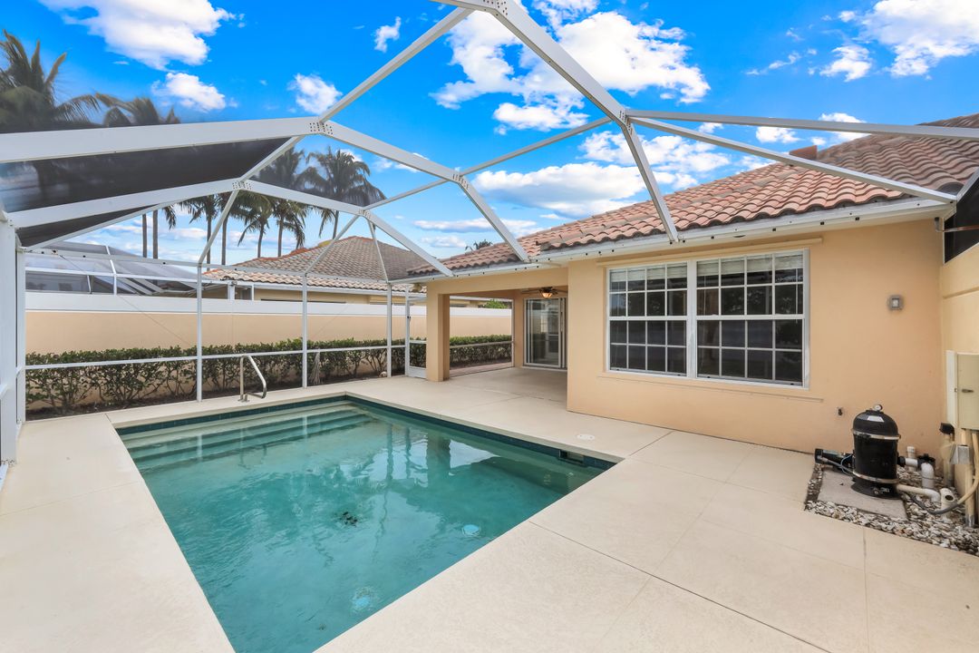 3748 Exuma Way, Naples, FL 34119