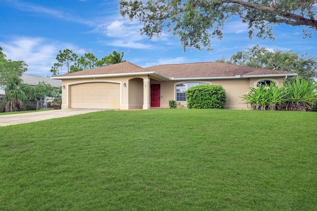 18554 Olive Rd, Fort Myers, FL 33967