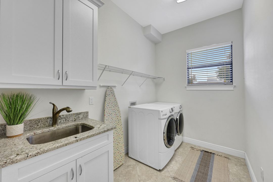 849 109th Ave N, Naples, FL 34108, Naples, FL 34108