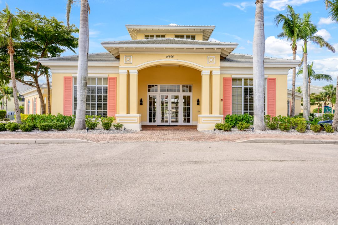 14519 Abaco Lakes Dr #204, Fort Myers, FL 33908