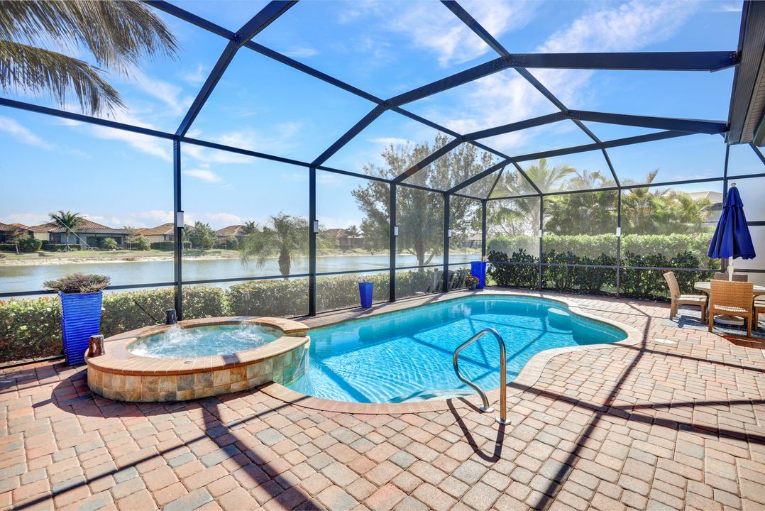 28007 Kerry Ct, Bonita Springs, FL 34135