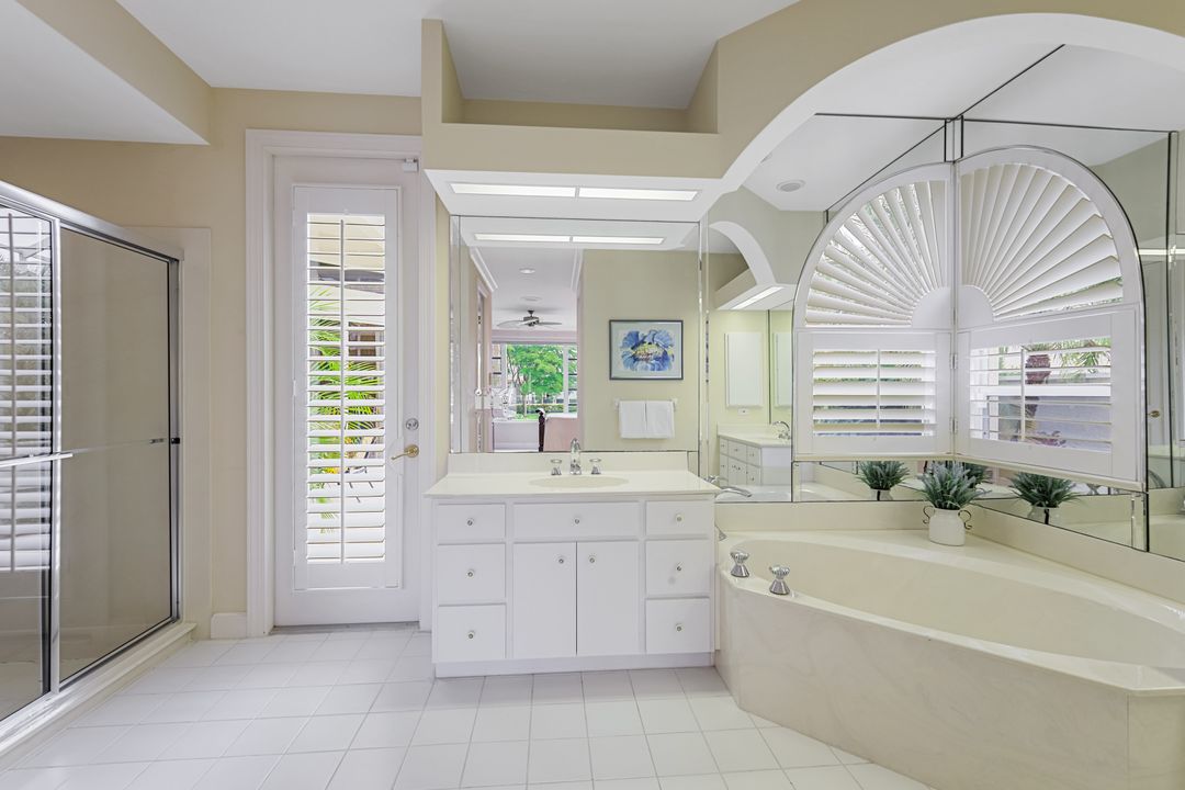 27568 Riverbank Dr, Bonita Springs, FL 34134