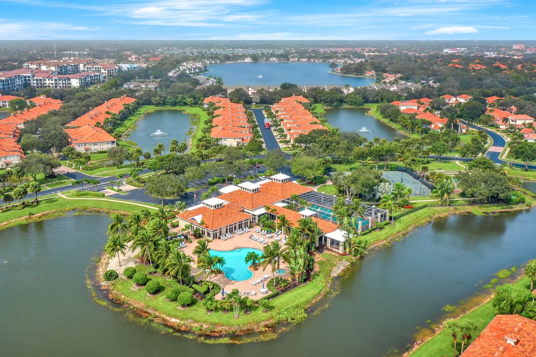 3376 Sandpiper Way, Naples, FL 34109