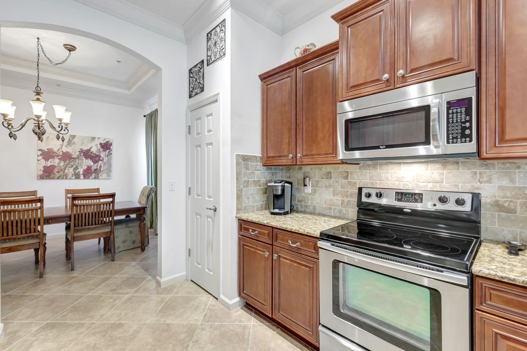 9508 Ironstone Terrace #201, Naples, FL 34120